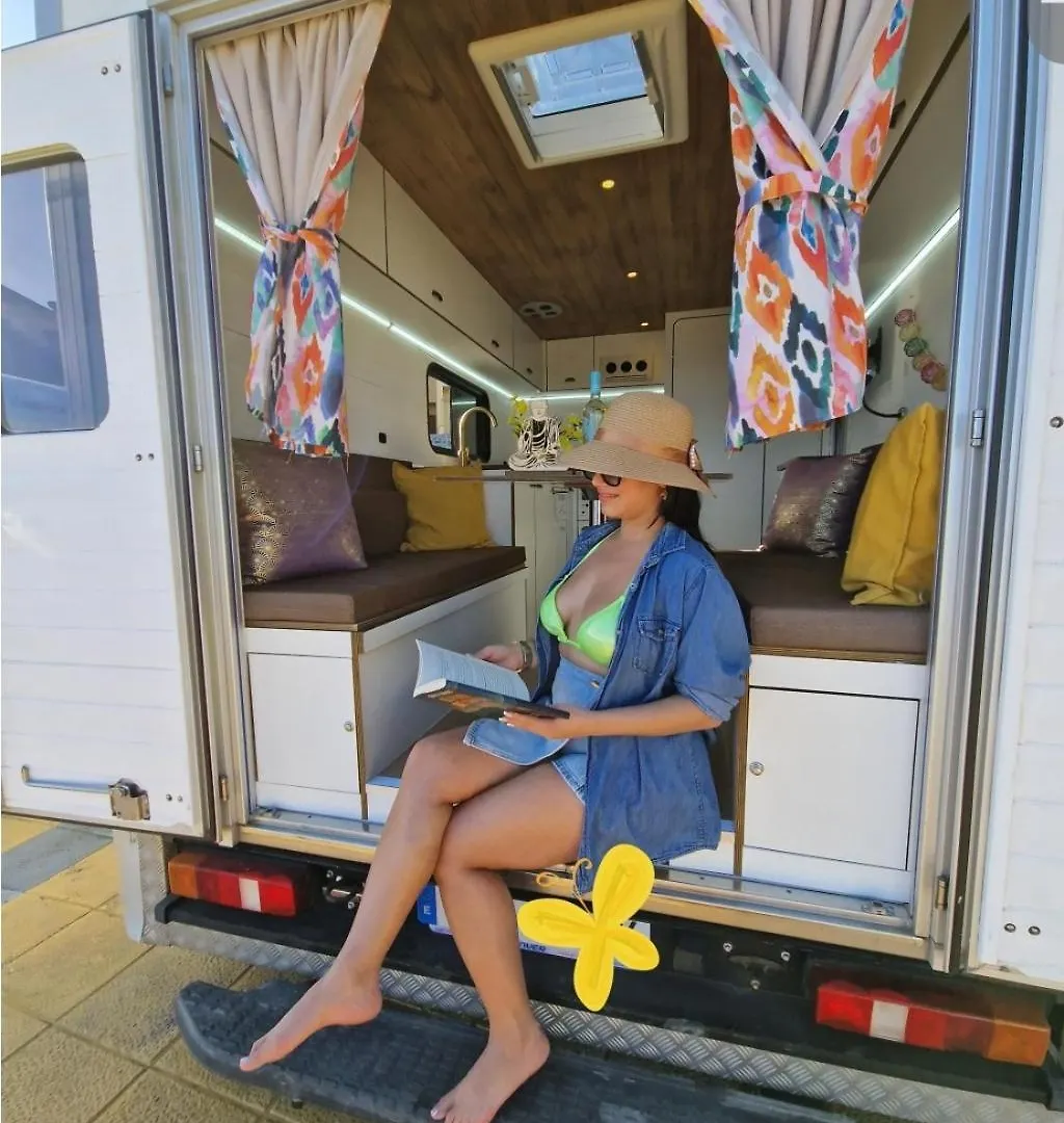 Camping Hotel Camper Estatico Solo Para Alojar En El Frente Del Mar La Tejita