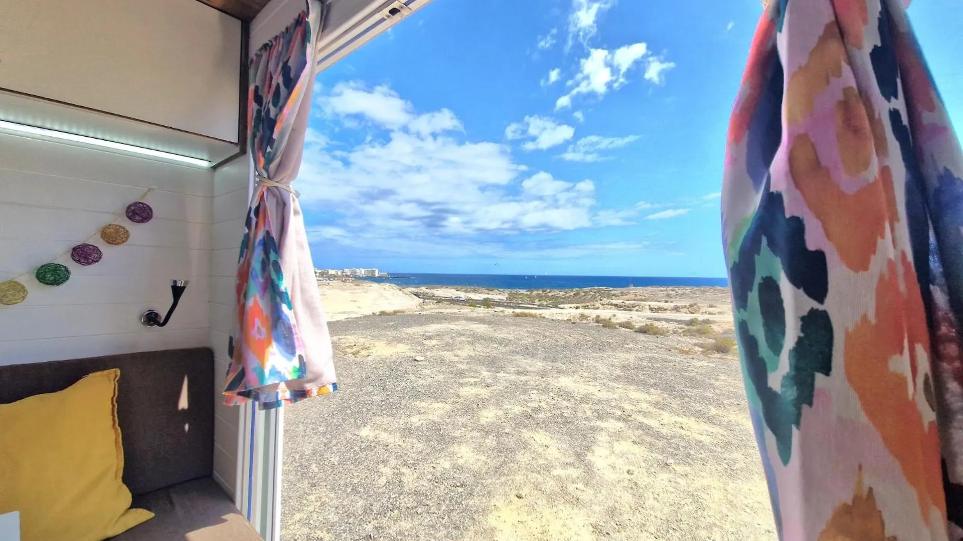 Hotel Camper Estatico Solo Para Alojar En El Frente Del Mar La Tejita 0*,  España